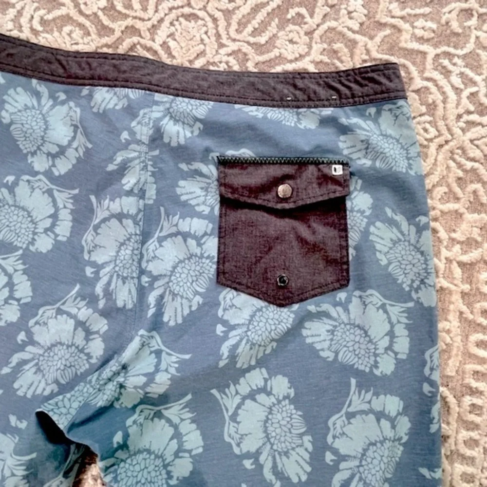 Linksoul Stormer Floral 9” Board Shorts